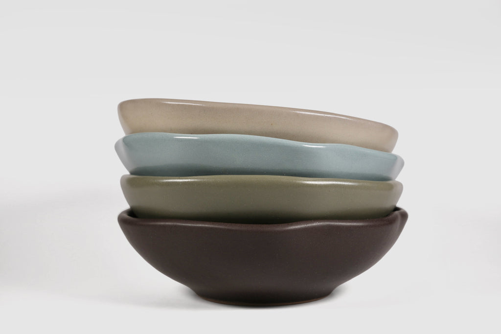Bowl Safin by Humo 1810 – jade gloss stoneware, flowing undulating rim, wide 7.75 inch