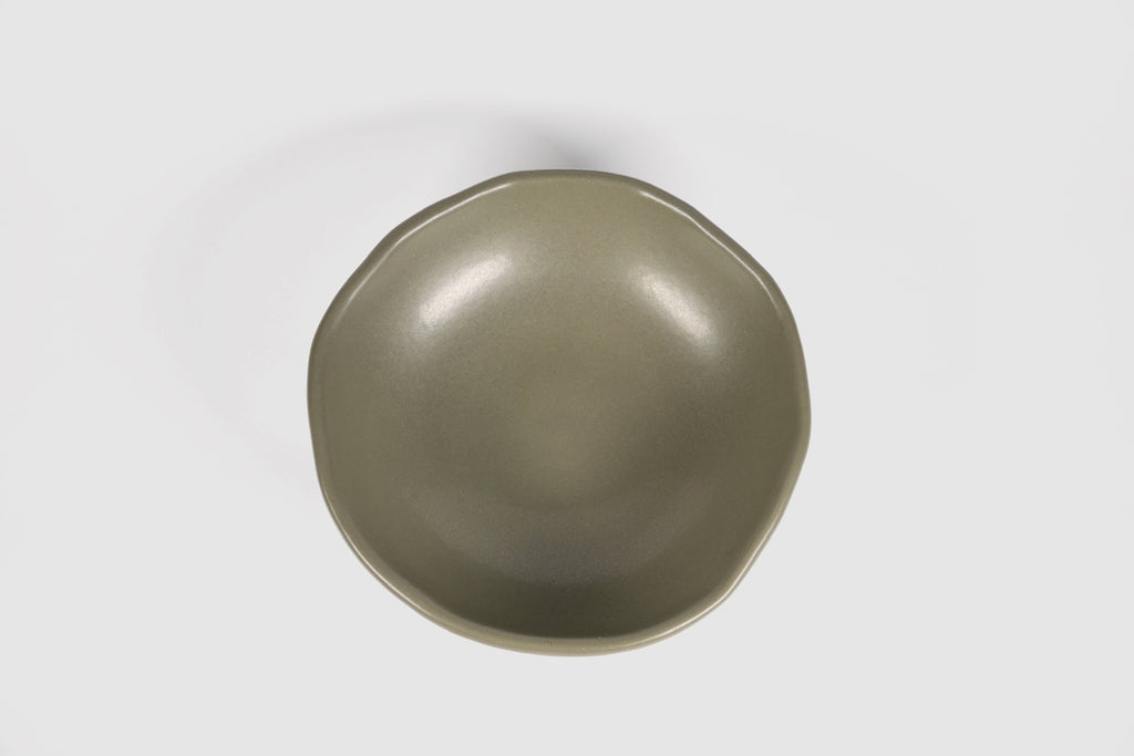 Bowl Safin by Humo 1810 – jade gloss stoneware, flowing undulating rim, wide 7.75 inch