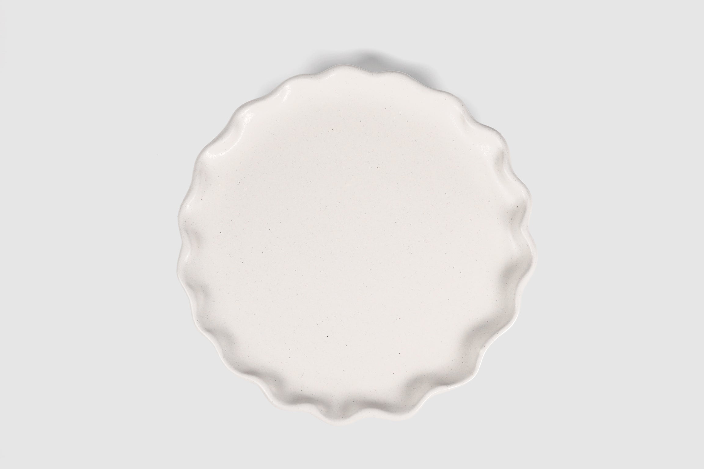Side Plate Nami by Humo 1810 – chocolate semi-matte stoneware, scalloped wave rim, 8.75 inch