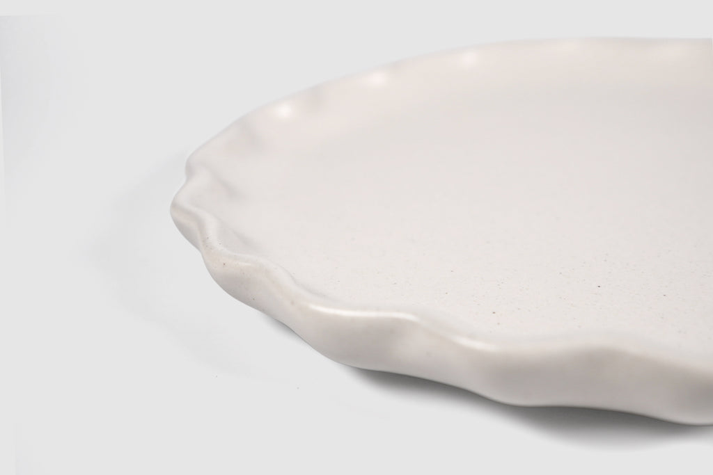 Side Plate Nami by Humo 1810 – chocolate semi-matte stoneware, scalloped wave rim, 8.75 inch