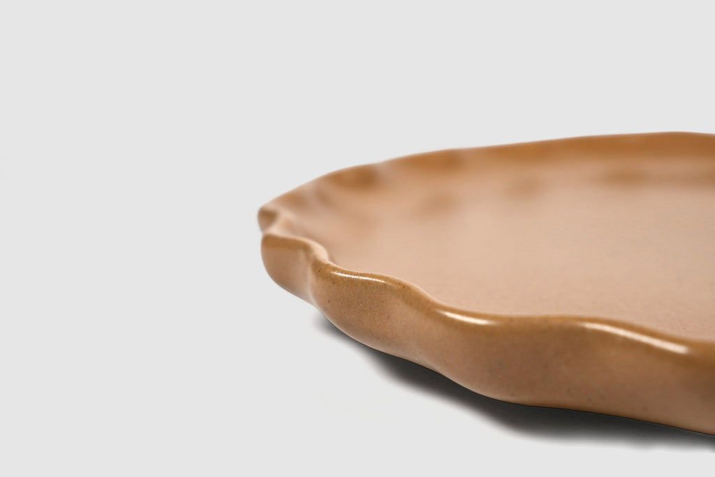 Side Plate Nami by Humo 1810 – chocolate semi-matte stoneware, scalloped wave rim, 8.75 inch