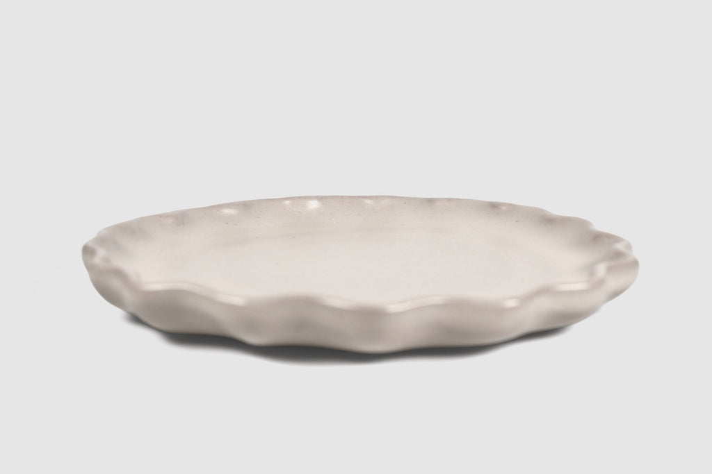 Side Plate Nami by Humo 1810 – chocolate semi-matte stoneware, scalloped wave rim, 8.75 inch