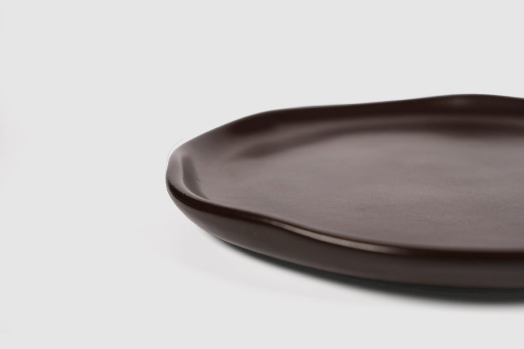 Side Plate Safin by Humo 1810 – taupe stoneware, softly undulating rim, 8.75 inch