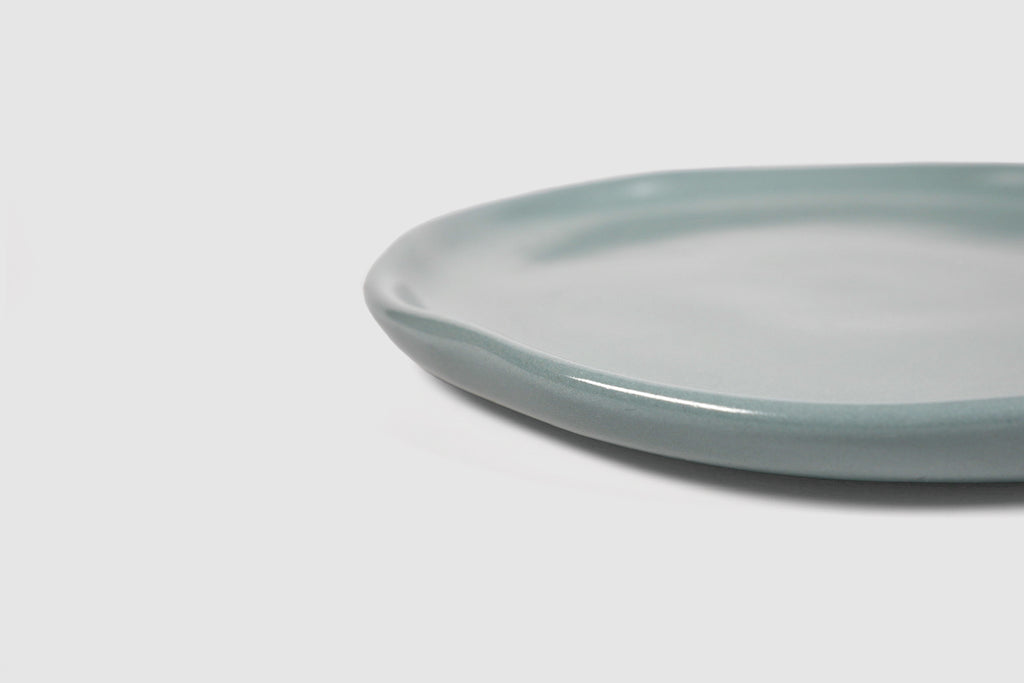Side Plate Safin by Humo 1810 – taupe stoneware, softly undulating rim, 8.75 inch